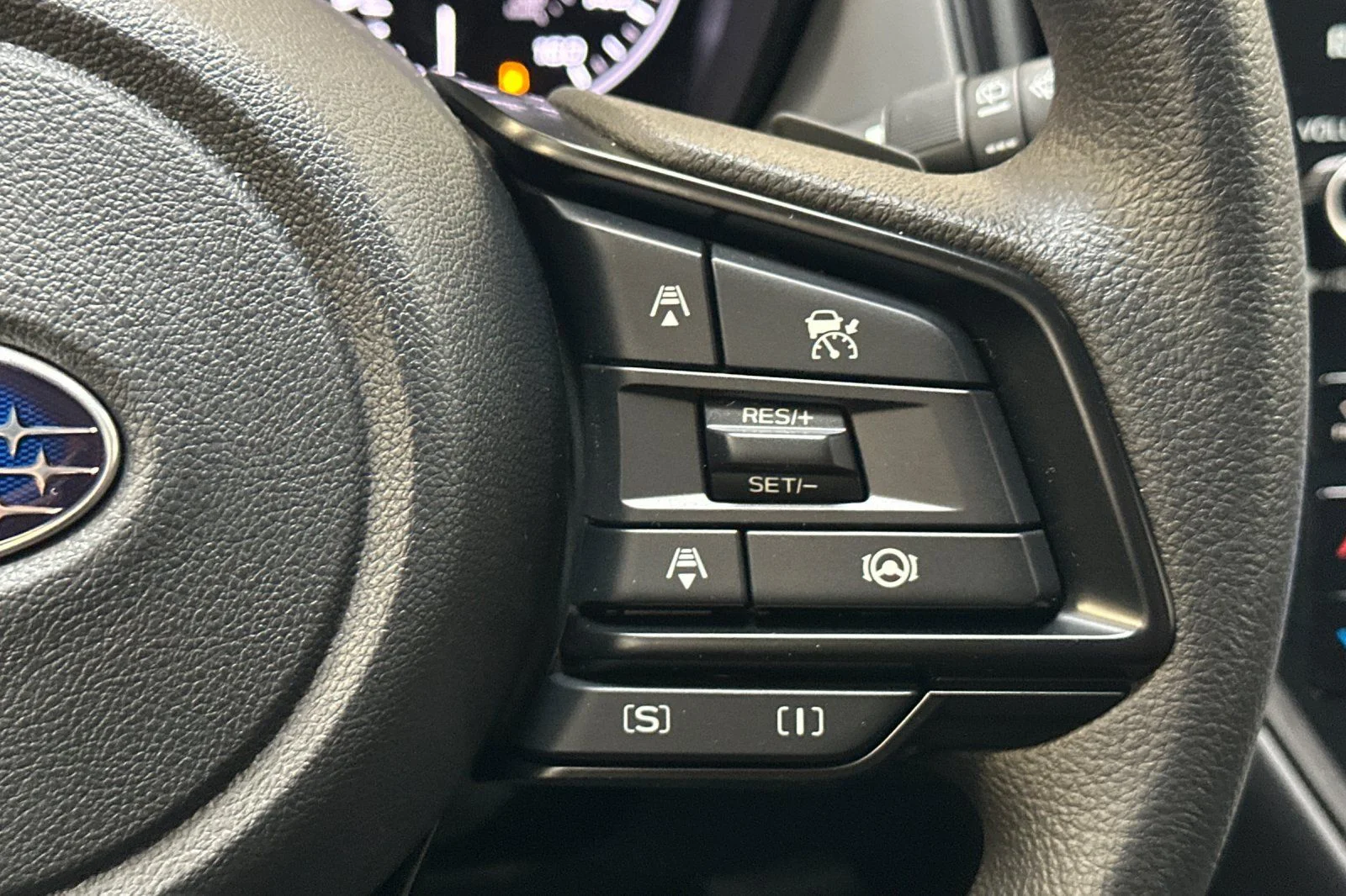 New 2026 CRYSTAL WHITE PEARL Subaru Premium image 28
