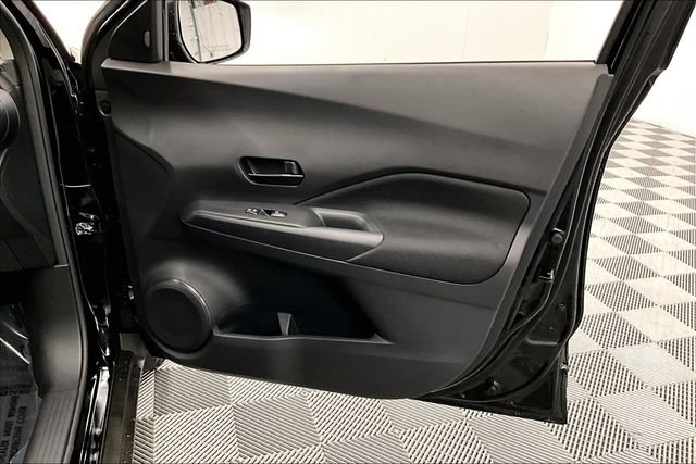 2025 Nissan KICKS PLAY Base - Photo 31