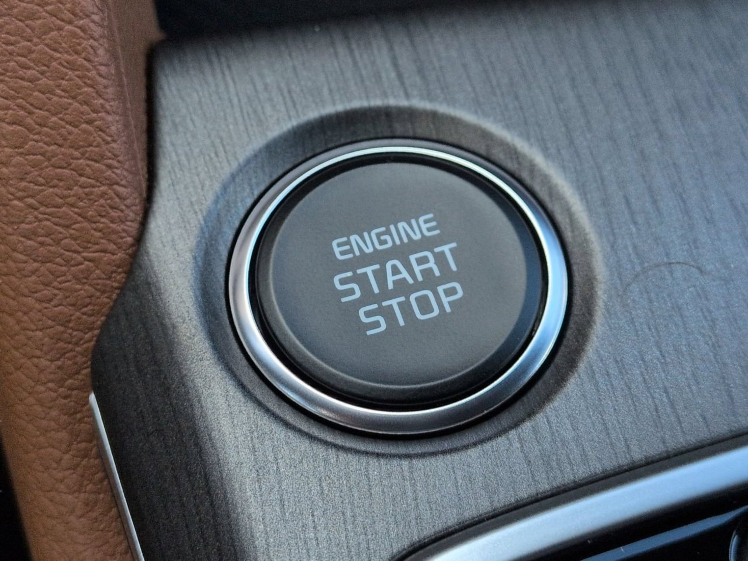 New 2026 Glacial White Pearl Kia X-Line image 25