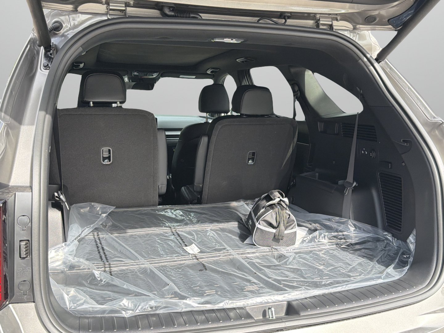 New 2026 Volcanic Sand Kia X-Line SX Prestige AWD image 23