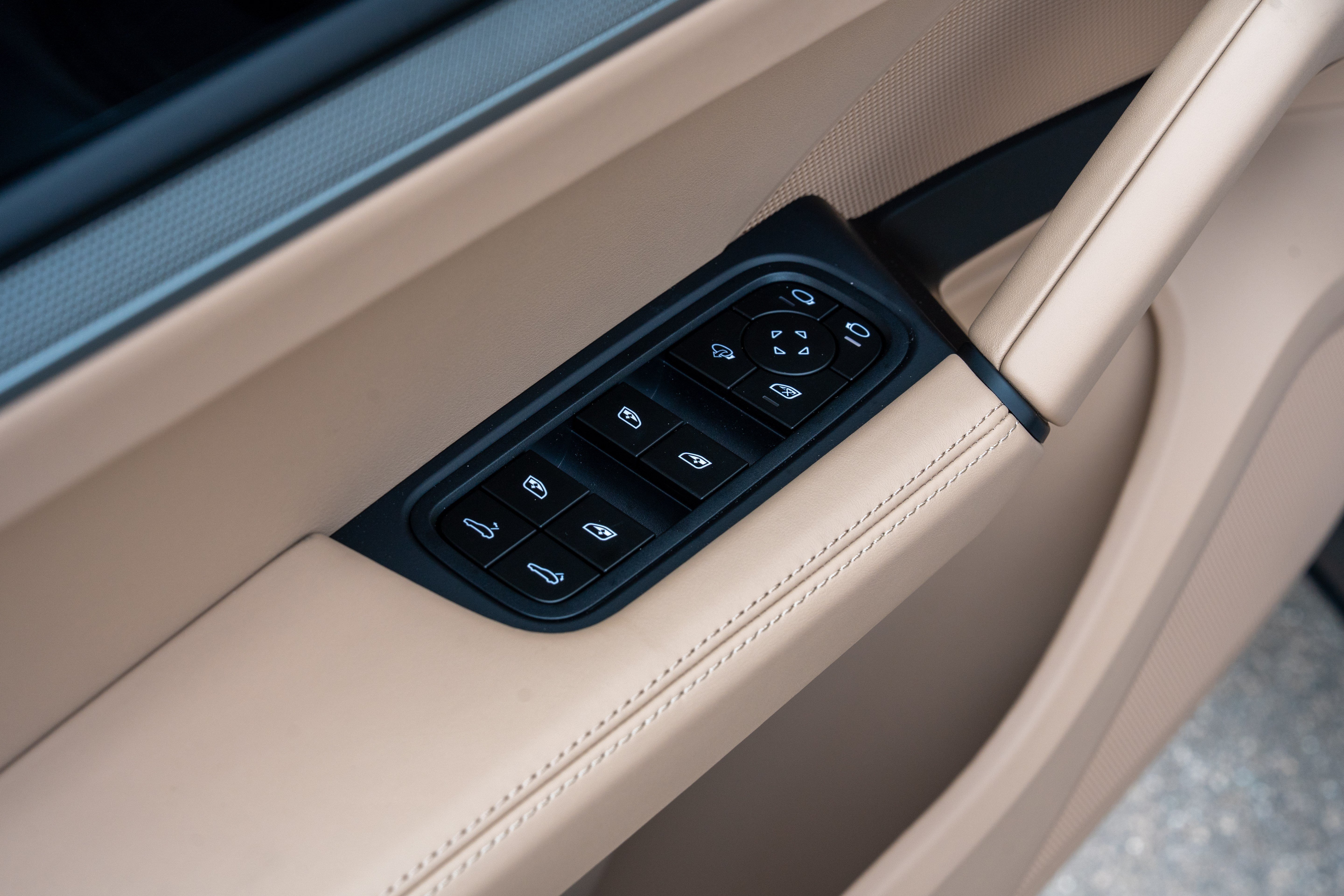 New 2026 Vanadium Grey Metallic Porsche Base image 21
