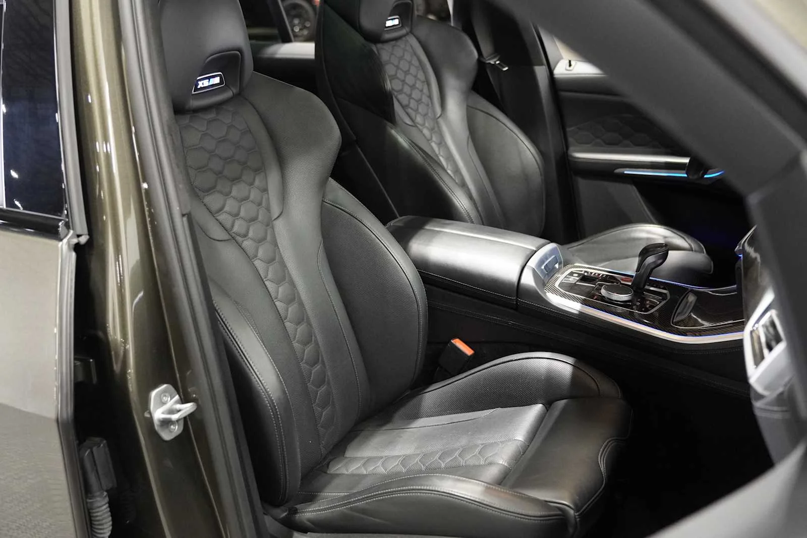 Used 2022 Manhattan Green Metallic BMW  image 10