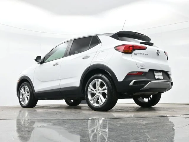 Used 2020 SUMMIT WHITE Buick Preferred image 27
