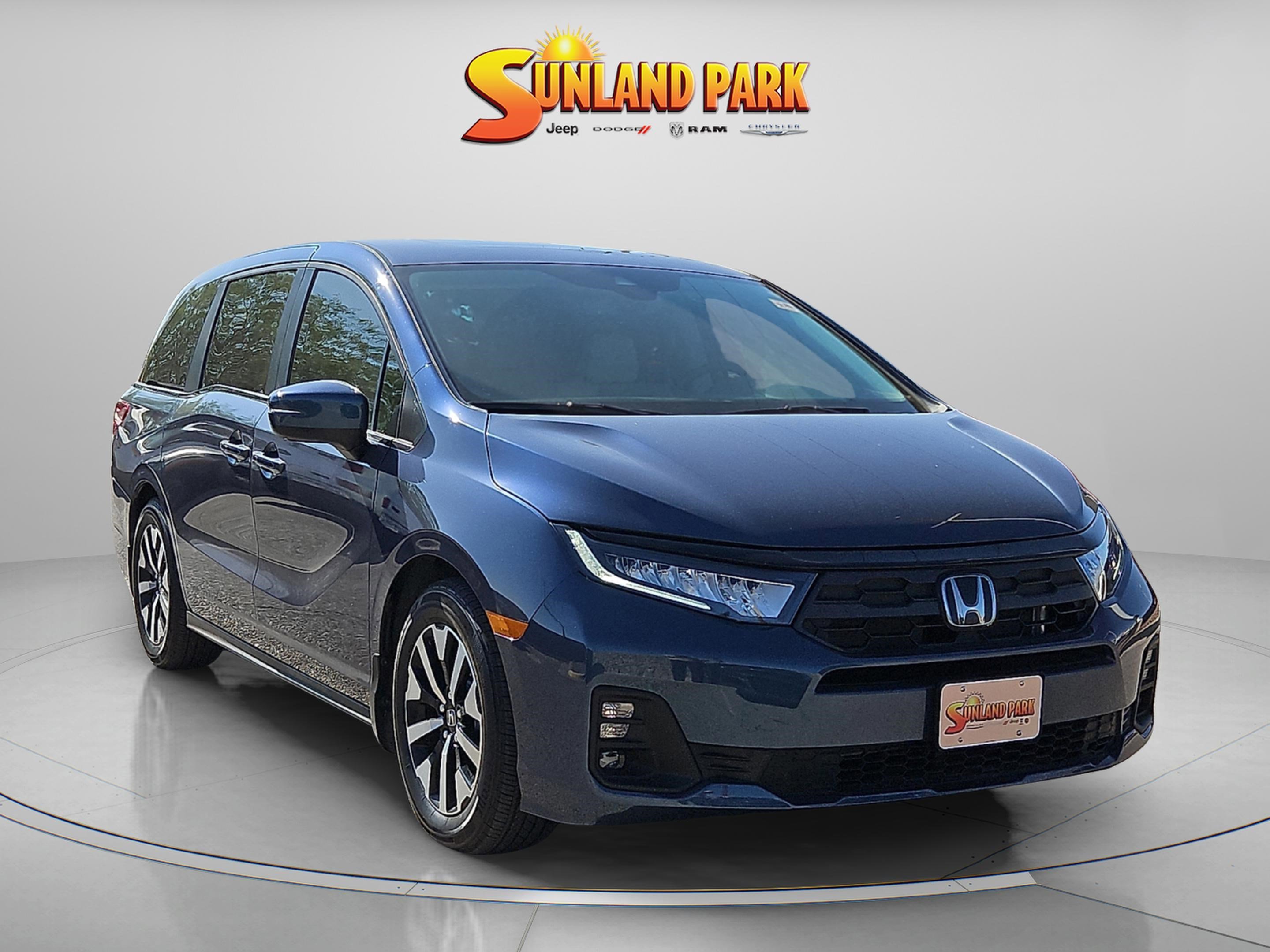 2025 Honda Odyssey EX-L's photo