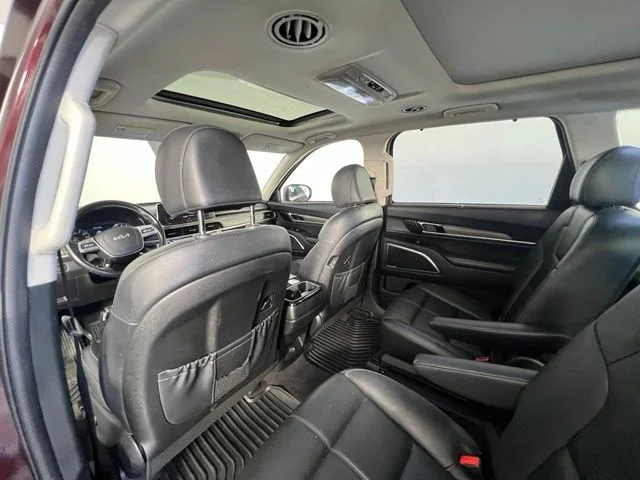 Used 2022 Purple Kia SX image 13