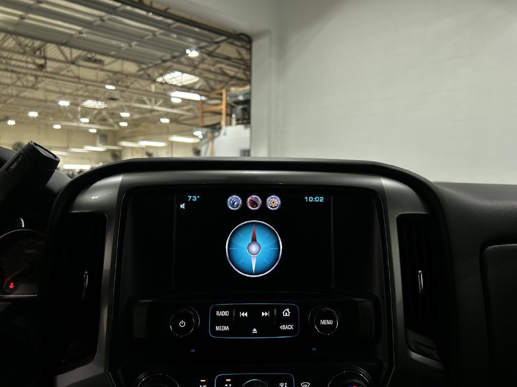 Used 2015 SILVER ICE METALLIC Chevrolet LT image 19