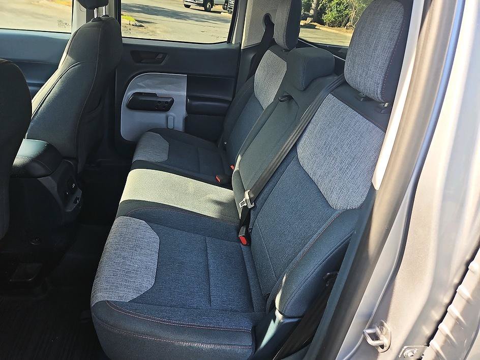 Used 2022 Silver Metallic Ford XLT image 21
