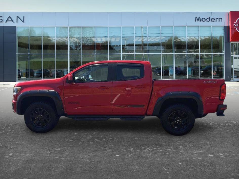 Used 2018 Red Hot Chevrolet 4WD LT image 7