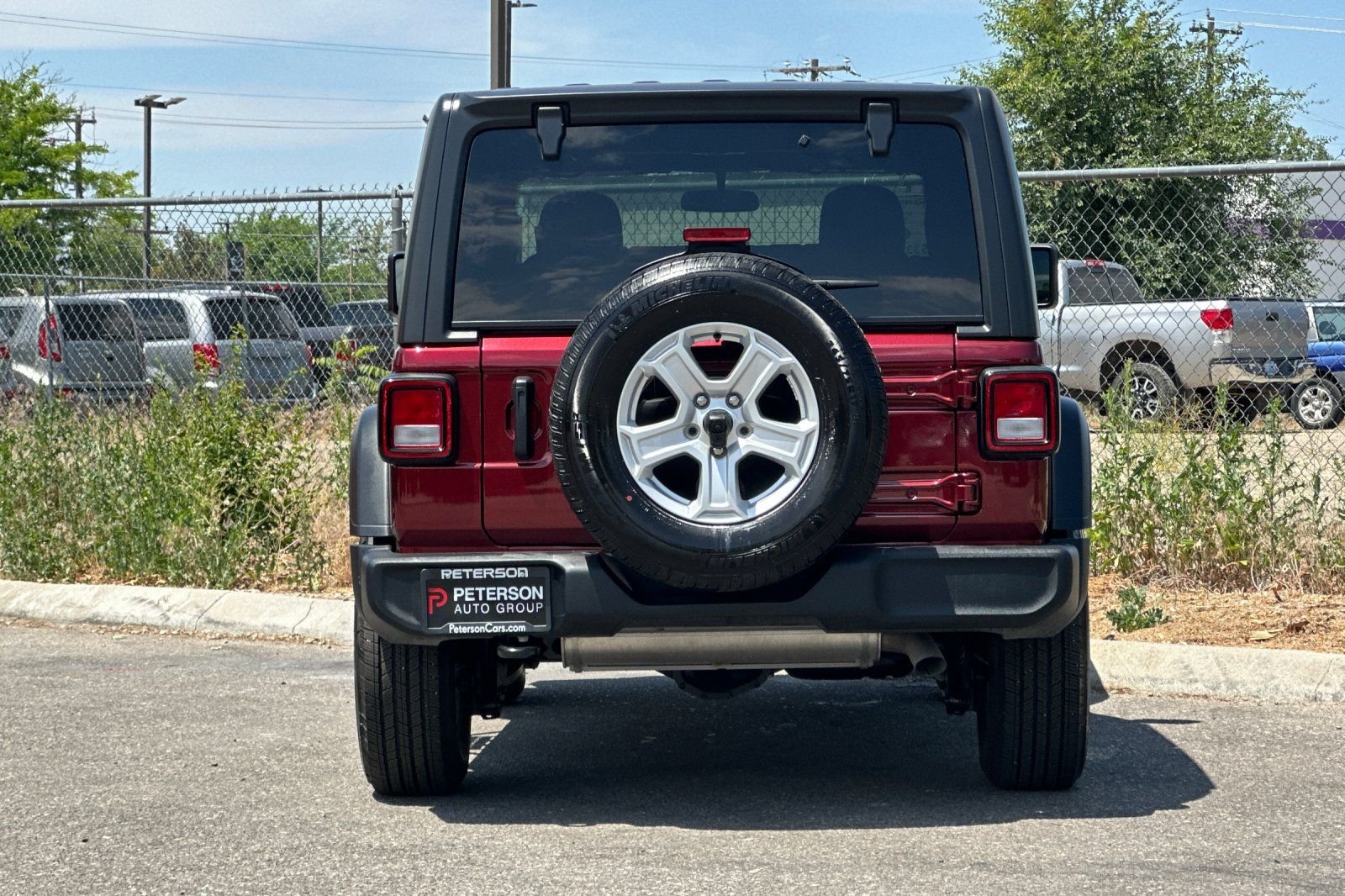 Used 2021 Red Jeep Sport S image 5