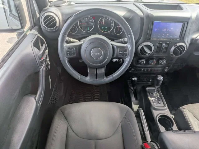 Used 2017 Silver Jeep Unlimited Sport image 15