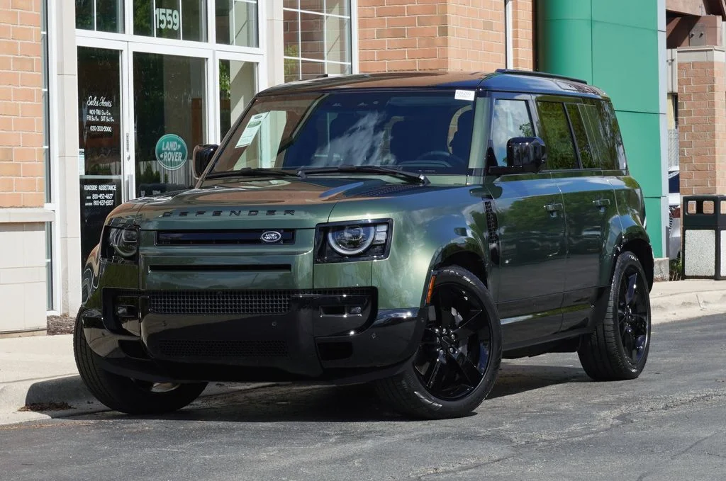 2026 Land Rover Defender 110 X-Dynamic SE P400's photo