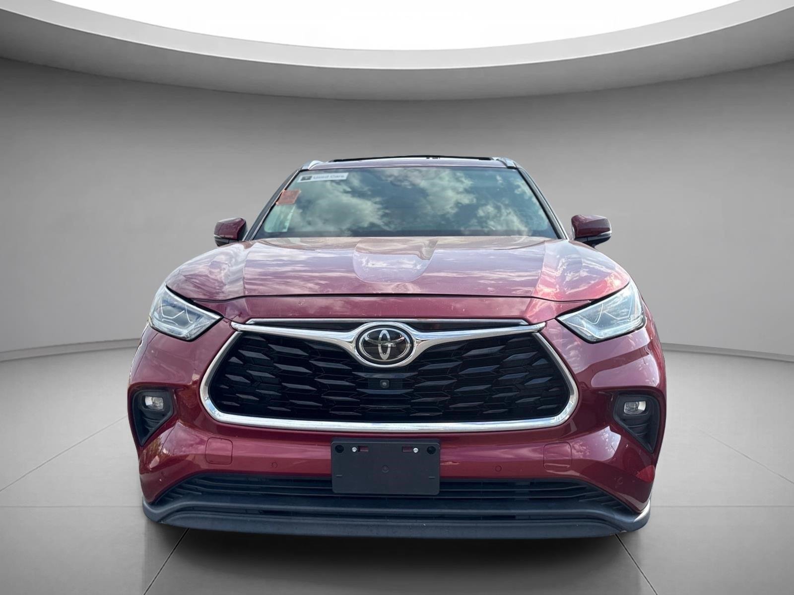 Used 2021 Ruby Flare Pearl Toyota Limited image 20