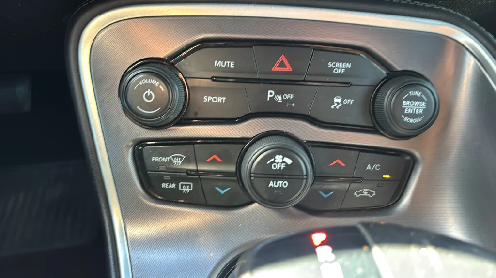 Used 2020 Silver Dodge SXT image 54