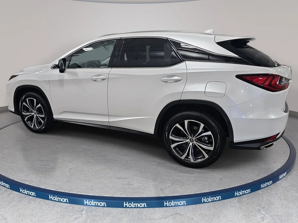 Used 2022 White Lexus 350 image 9