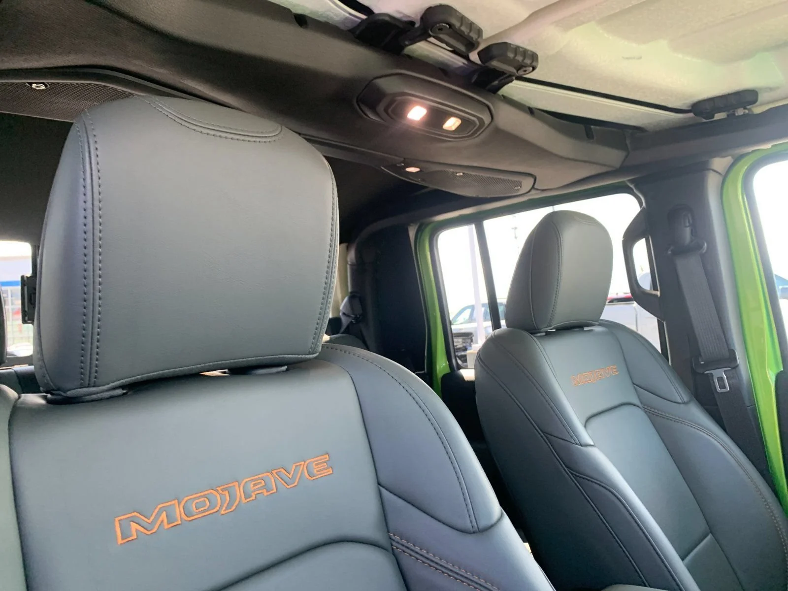 Used 2025 Green Jeep Mojave X image 18