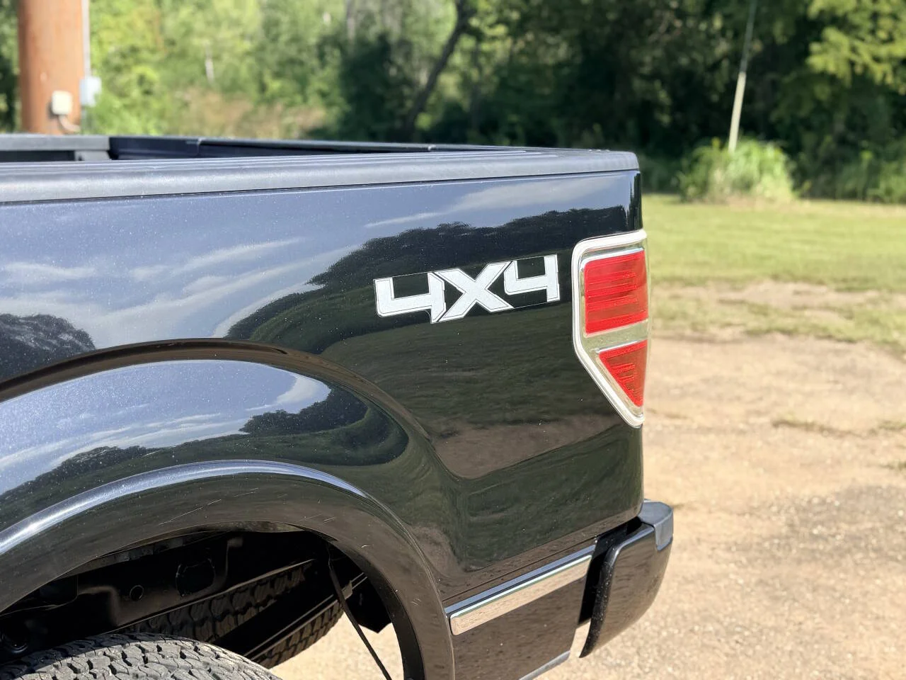 Used 2013 Black Ford Lariat 4x4 4dr SuperCrew Styleside 6.5 ft. SB image 9