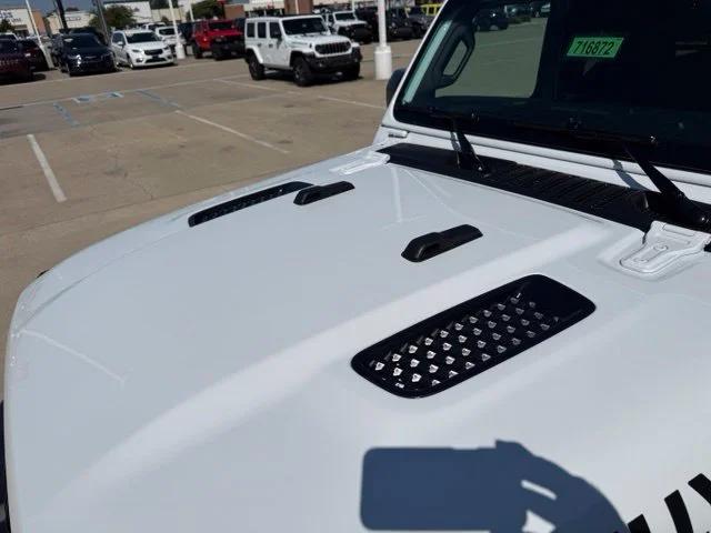 New 2027 White Jeep Willys image 10
