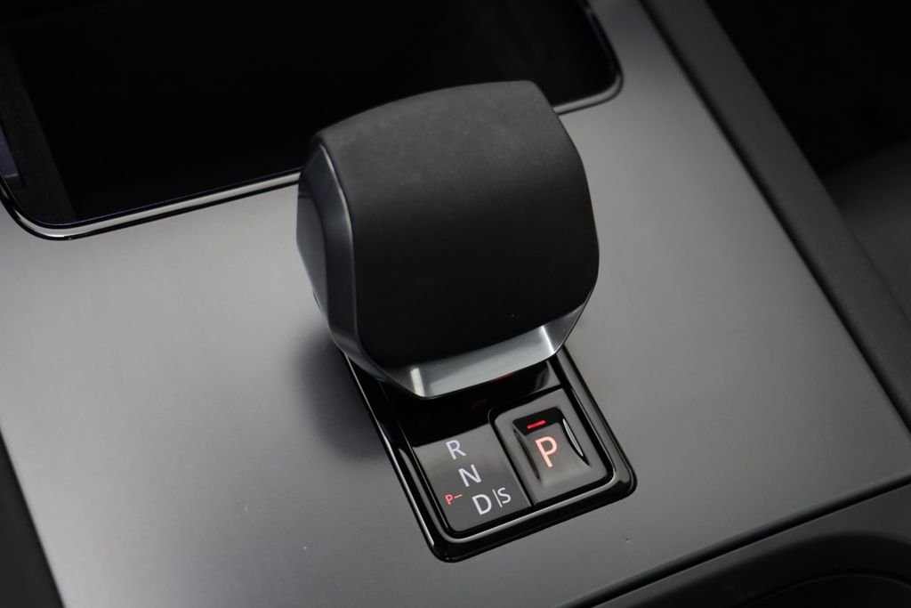 Certified Used 2025 White Land Rover S image 13