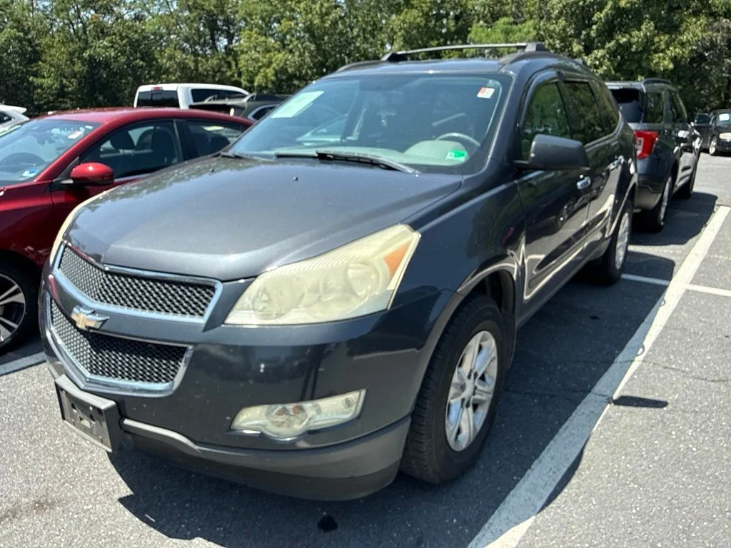 Used 2012 Chevrolet Traverse LS with VIN 1GNKVFED7CJ333844 for sale in Harrisonburg, VA