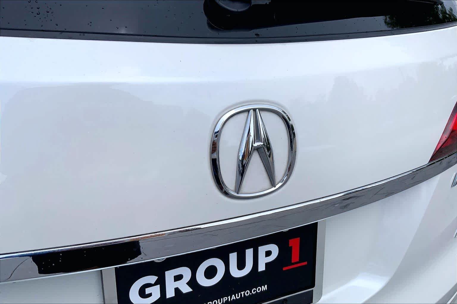 Used 2018 White Diamond Pearl Acura AWD with Technology Package image 31