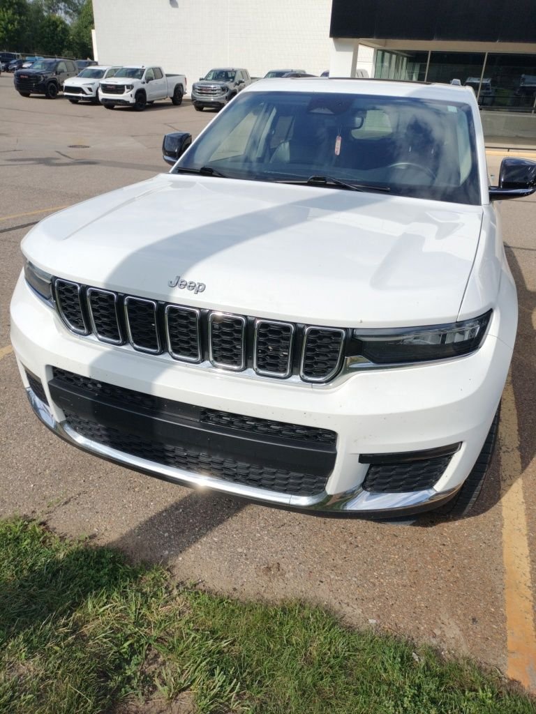 Used 2021 Bright White Clearcoat Jeep Limited image 2