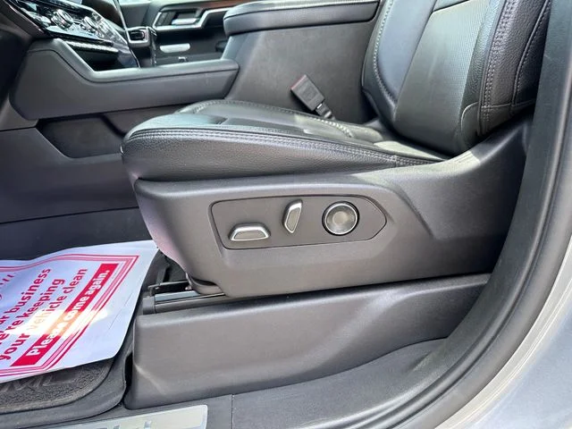 Used 2024 Silver GMC Denali image 11