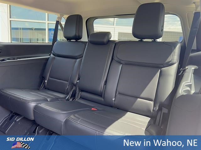 New 2026 Star White Metallic Tri-Coat Ford MAX Platinum® image 16