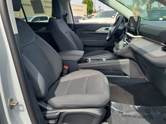 New 2026 Space White Metallic Ford Active image 16