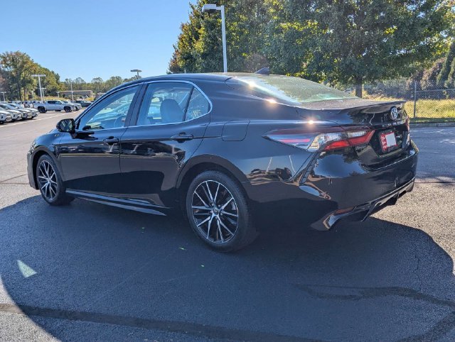 Used 2022 Black Toyota SE image 4