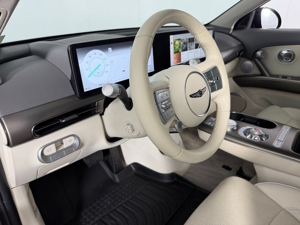 Used 2023 Black Genesis Advanced image 23
