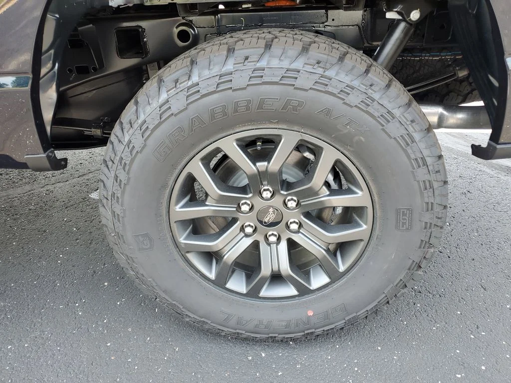 New 2026 Antimatter Blue Metallic Ford Tremor® image 29