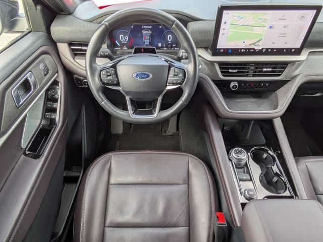 Certified Used 2026 Agate Black Metallic Ford Platinum image 17