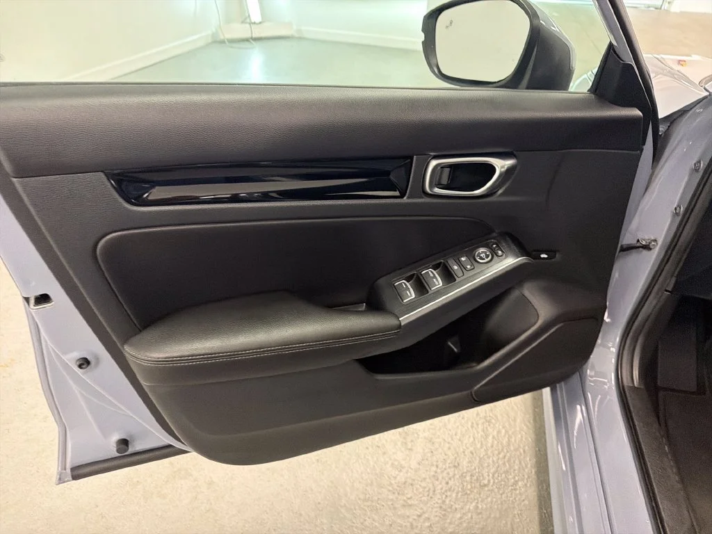 Used 2024 Gray Honda Touring image 12