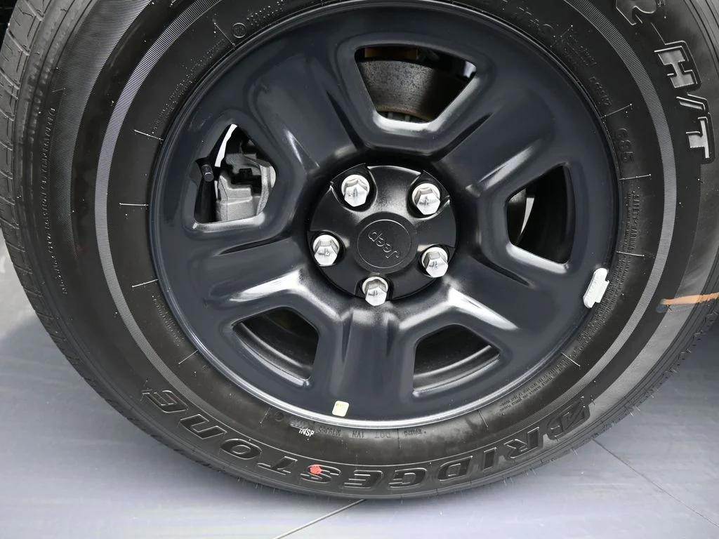 New 2026 Black Clear-Coat Exterior Paint Jeep Sport image 35