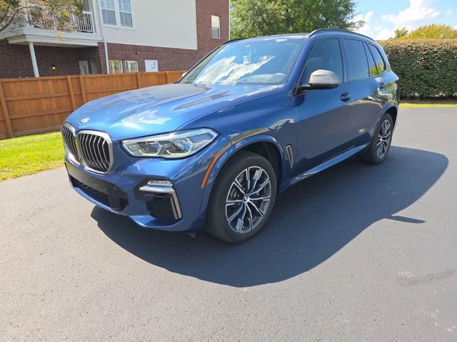 2020 BMW X5 M50i