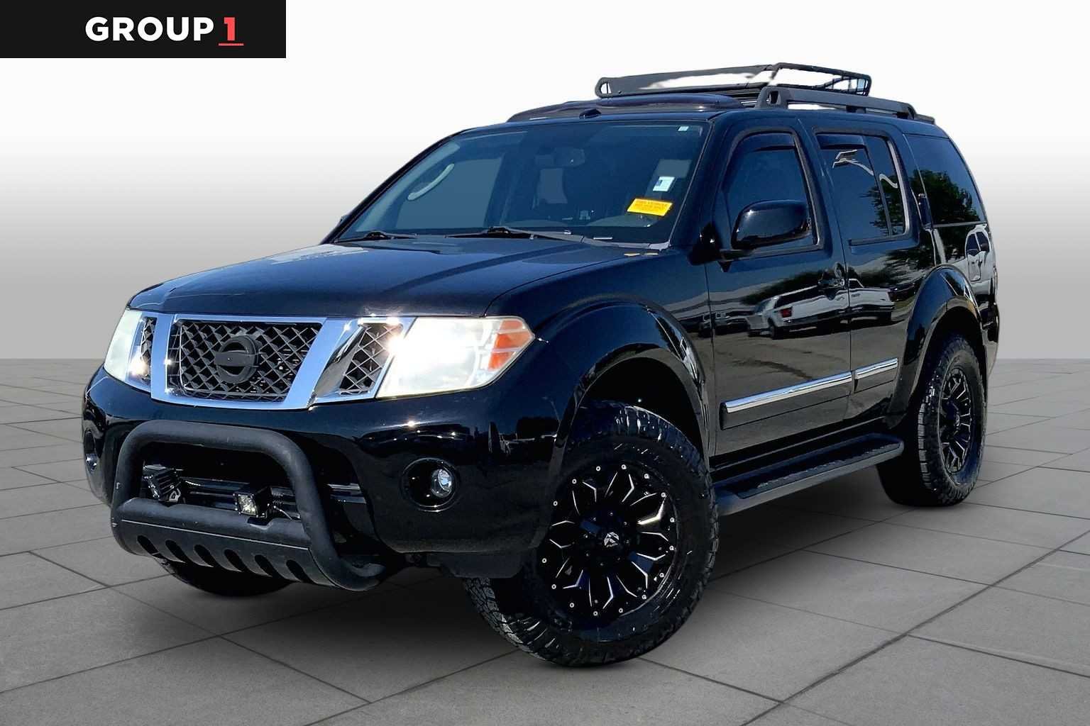 2012 Nissan Pathfinder Silver Edition 4x4's photo