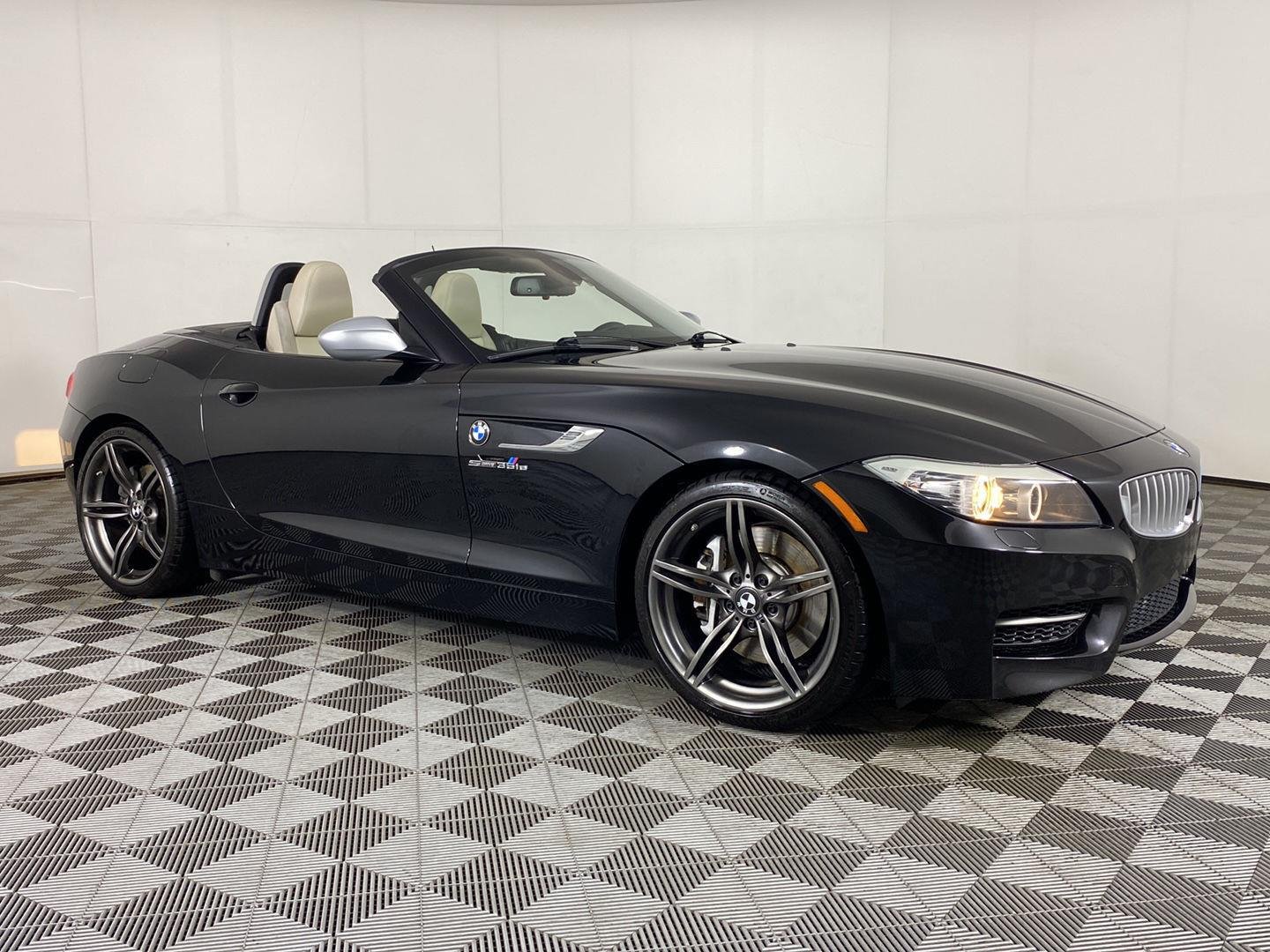 Used 2011 Black Sapphire Metallic BMW sDrive35is image 22