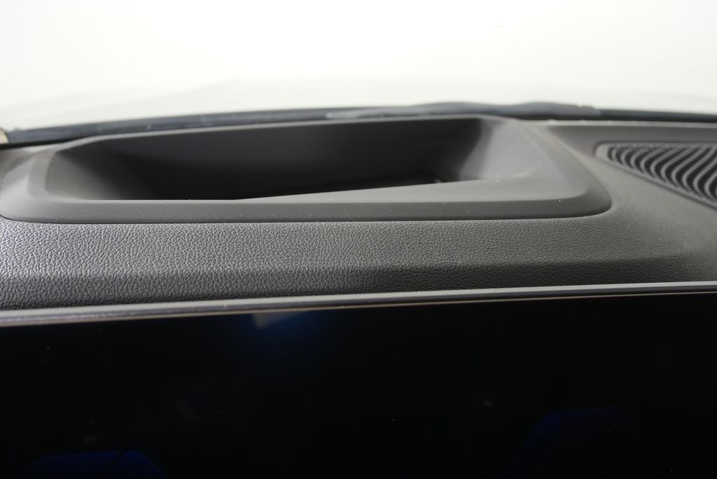 Certified Used 2025 Black Sapphire Metallic BMW 330i image 20