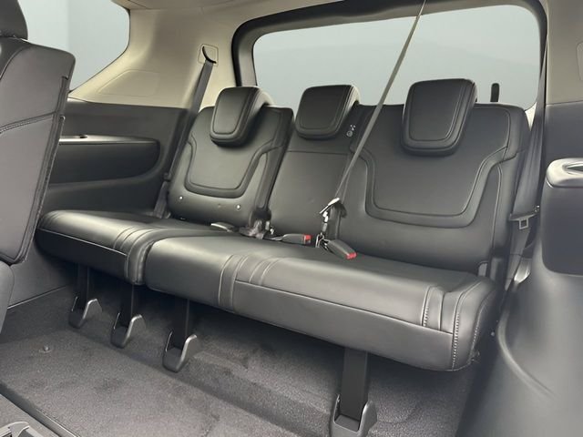 2026 Nissan Armada SV - Photo 21