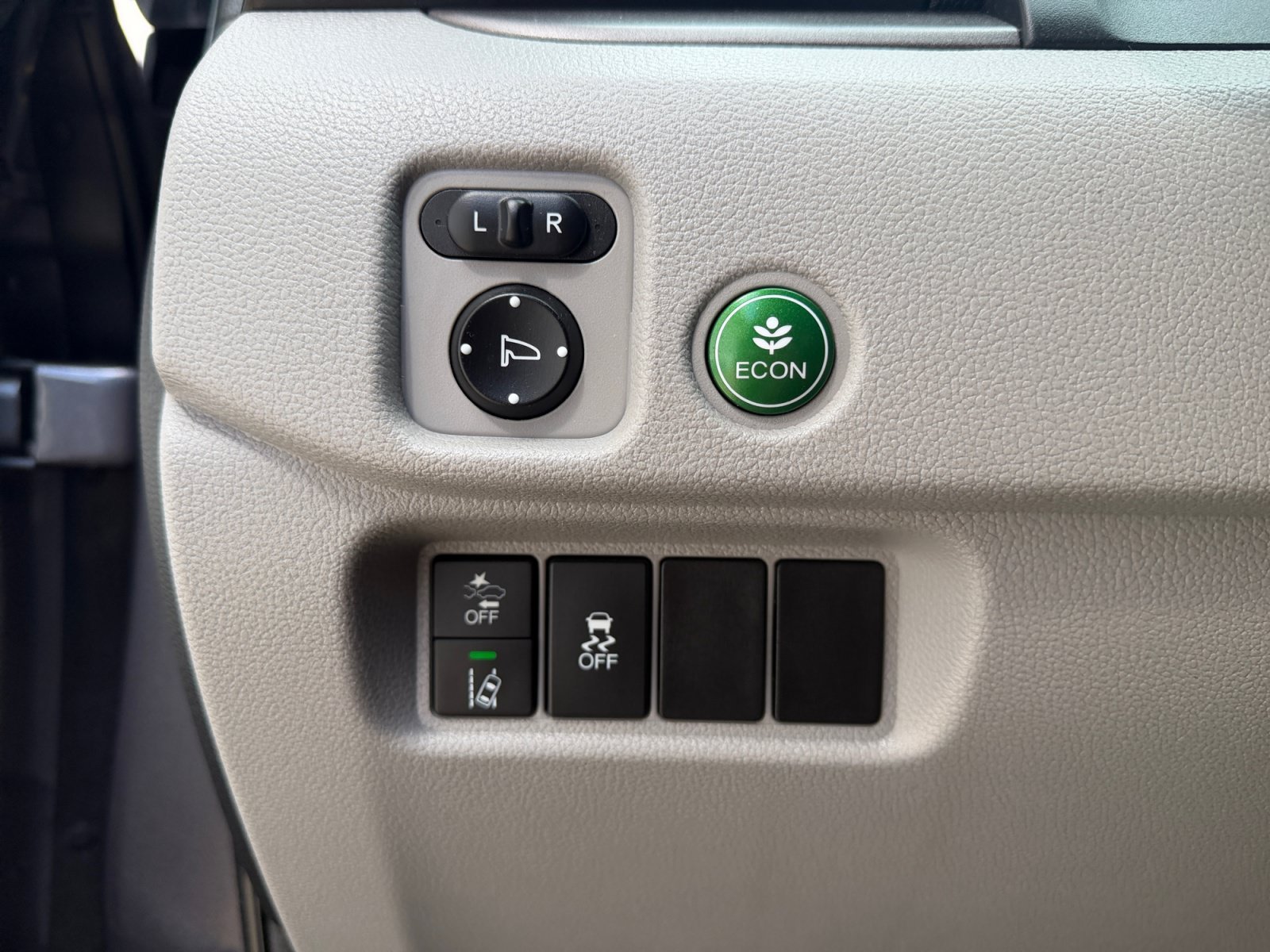 Certified Used 2020 Gray Honda EX image 17