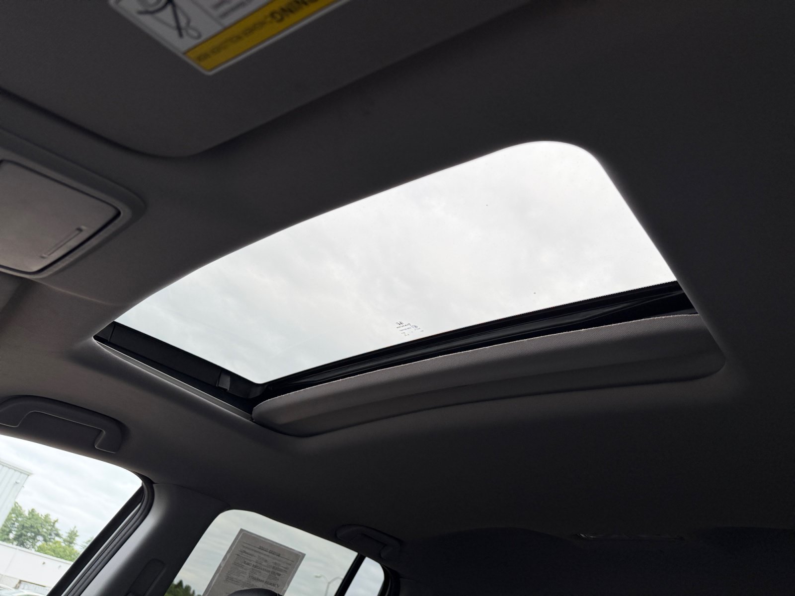 Used 2025 White Honda RTL image 25