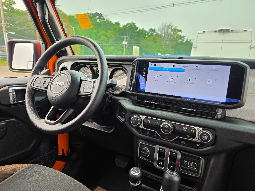 Used 2025 Joose Jeep Sport image 26
