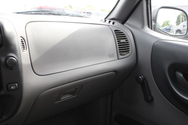 Used 2000 Green Ford XLT image 17
