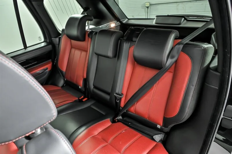 Used 2013 Santorini Black Metallic Land Rover Autobiography image 21