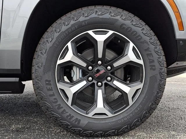New 2026 Sterling Metallic GMC AT4 image 7