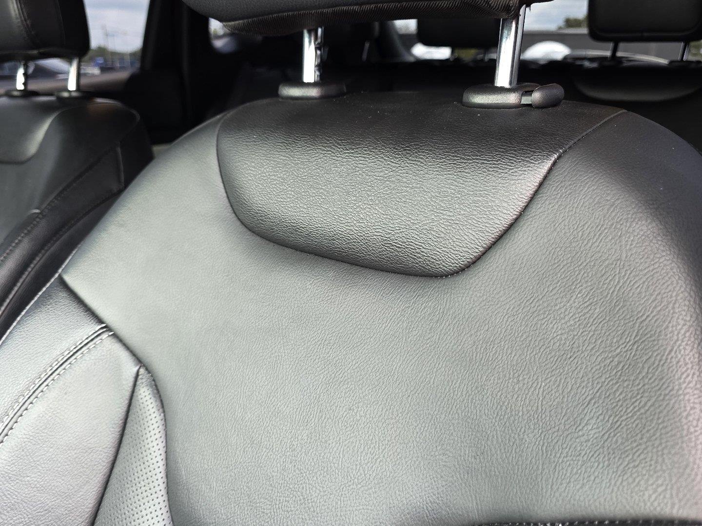 Used 2025 Velvet Red Pearlcoat Jeep Altitude X image 22