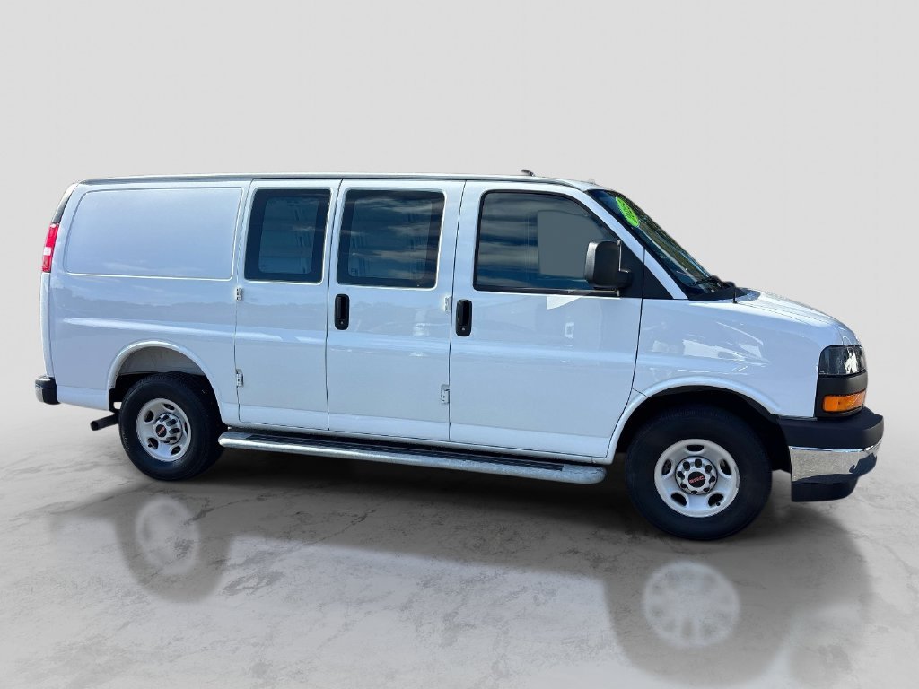 Used 2025 White GMC Work Van image 6