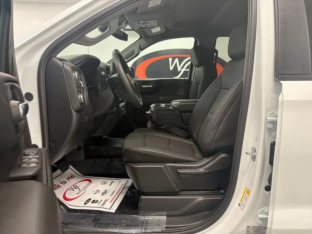 New 2026 Summit White GMC Pro image 12