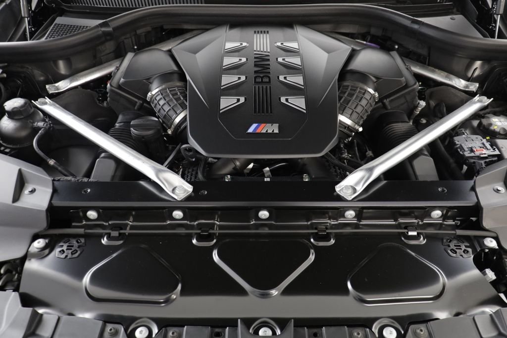 New 2027 Black Sapphire Metallic BMW M60i image 24