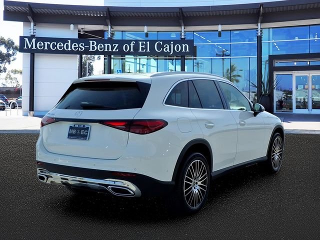 New 2026 White Mercedes-Benz GLC 300 image 3